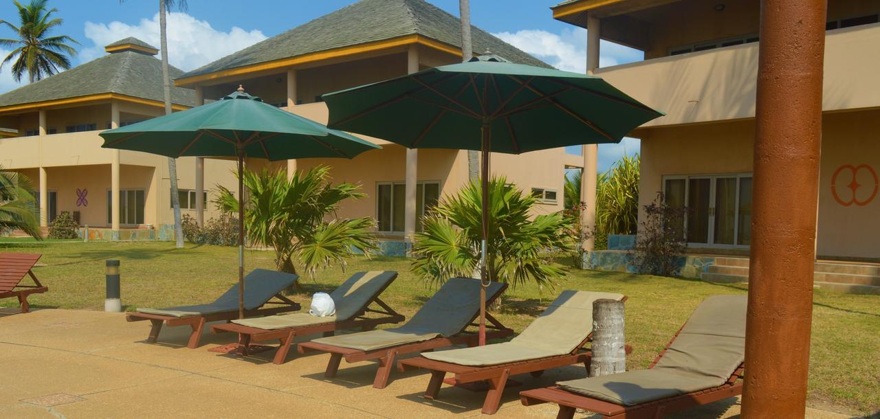 Elmina Bay Resort Экстерьер фото