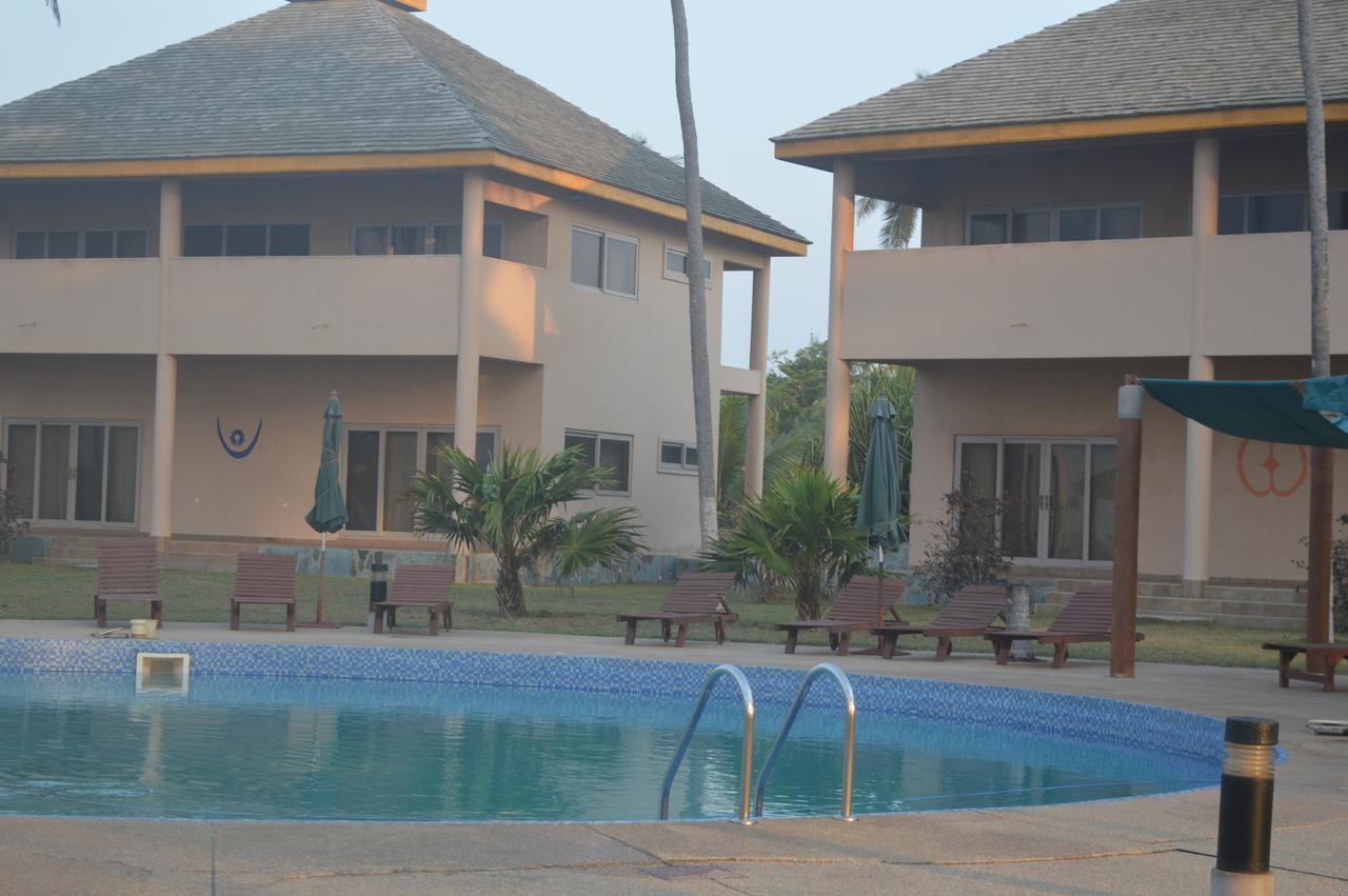 Elmina Bay Resort Экстерьер фото